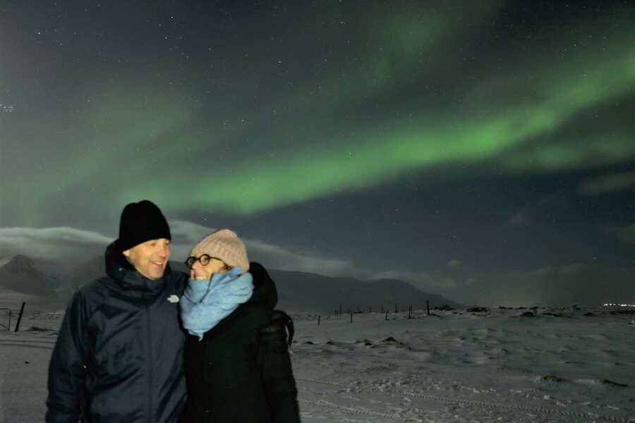 Akureyri: Hunt for the Northern Lights Photography Tour - Why the guide makes a difference