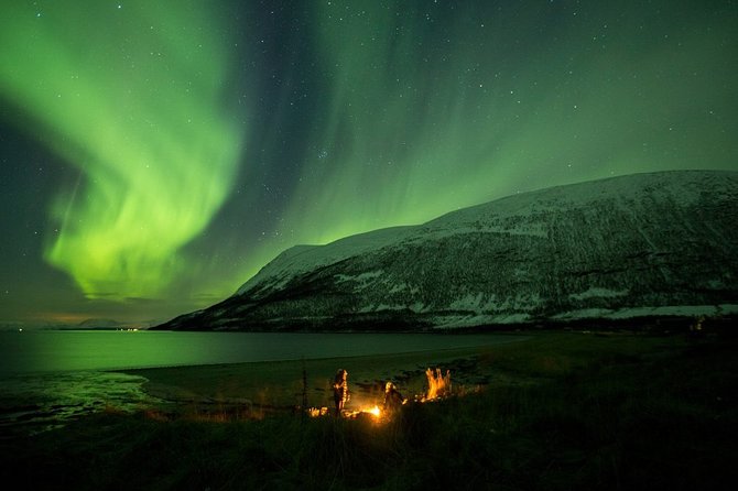 All inclusive - Northern Lights Hunt - What the evening feels like at the meeting point