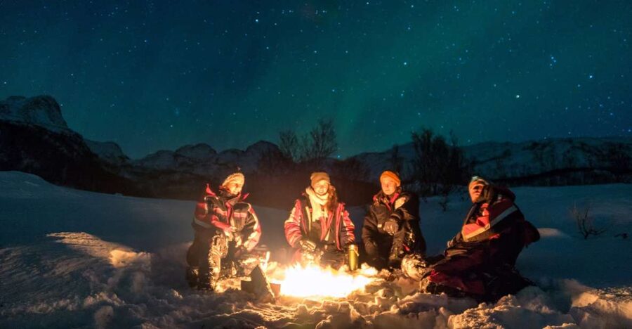 Alta: Small-Group Guided Northern Lights Tour - Photography help, with realistic expectations