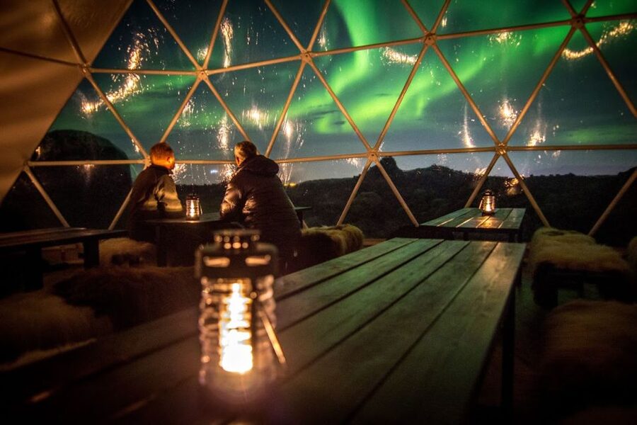 Aurora Basecamp: Northern Lights Nighttime Observation Tour - Why Aurora Basecamp makes Northern Lights waiting easier