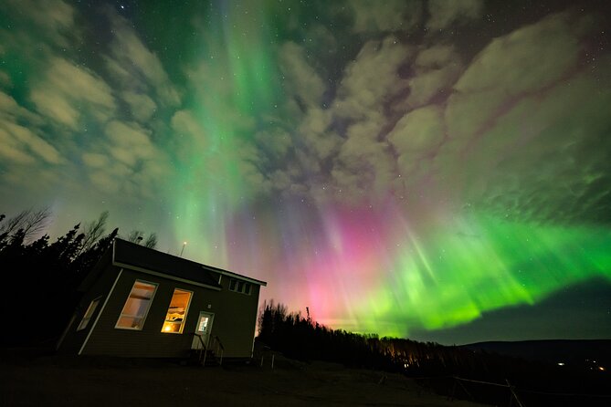 Aurora Glass House – Northern Lights and Photos at Cleary Summit - The late-night ride from Fairbanks