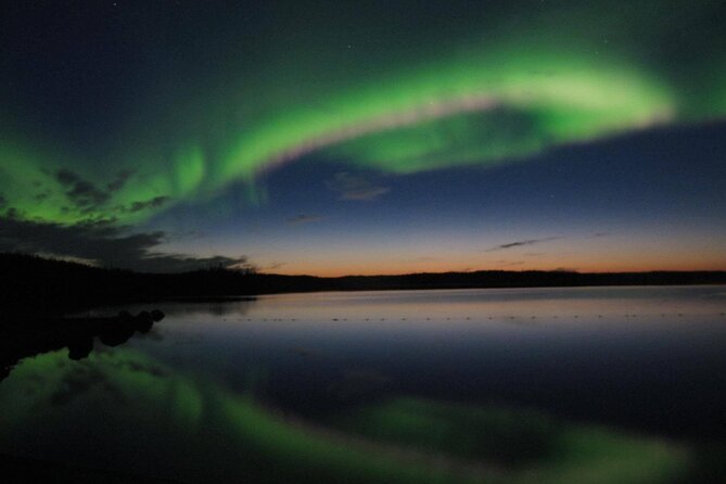Aurora Hunting Tours - Chasing clouds instead of waiting in one place