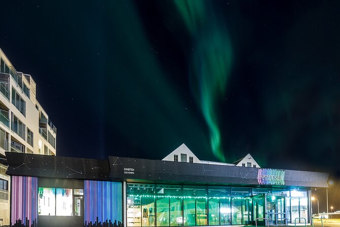 Aurora Reykjavík, The Northern Lights Center Museum Visit - The 7-meter screen and Iceland’s aurora film