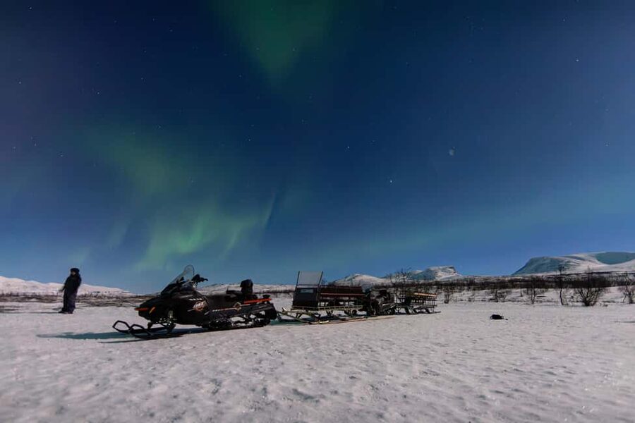 Aurora Snowmobile Sled Tour - Searching the sky away from village lights