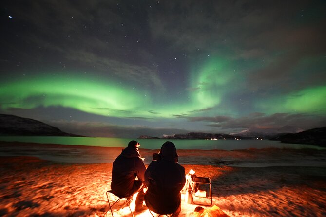 Aurora tour with free portrait and bonfire - Timing, darkness, and the long ride