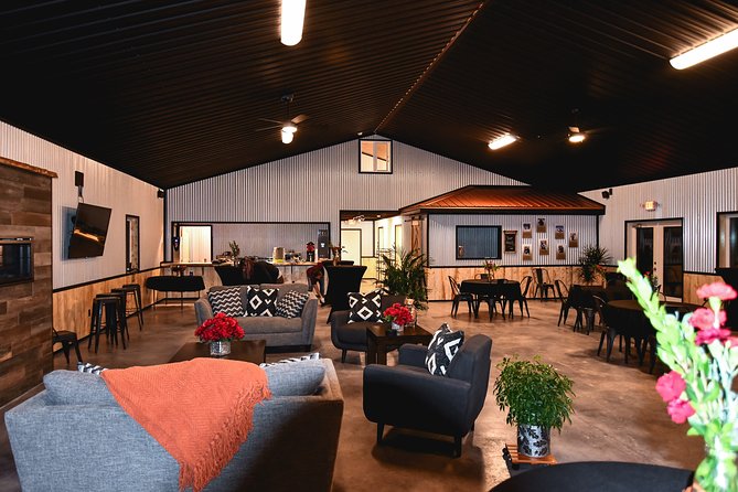 Aurora Viewing Lodge - A warm lodge changes the northern-lights game