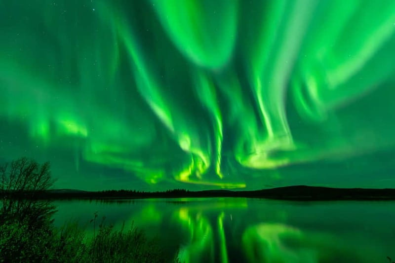 Experience the majestic Auroras Kiruna-Abisko & lodge dinner - Riding from Kiruna toward Abisko