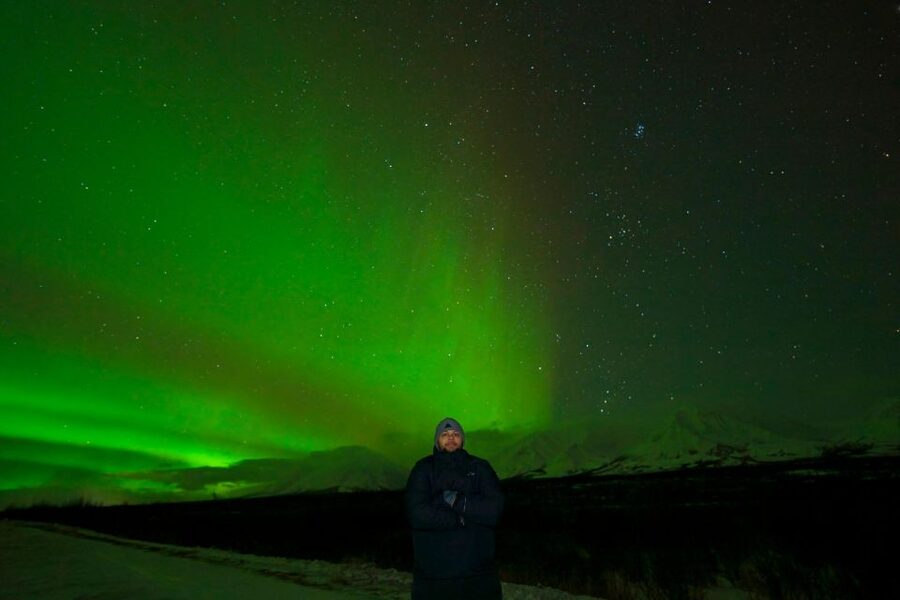 From Fairbanks: Northern Lights Aurora Tour with Photography - Inside the van for the long northern night