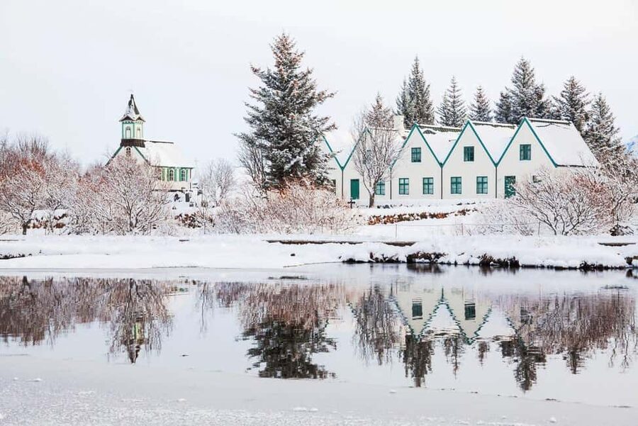 From Reykjavik: 3-Day Northern Lights Hunt & Glacier Lagoon - Key points at a glance