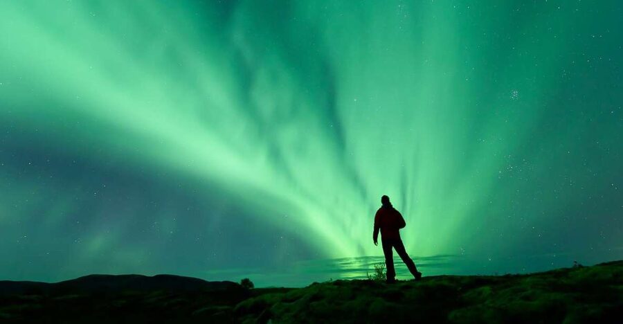 From Reykjavik: Northern Lights Tour - Chasing the aurora beyond Reykjavík
