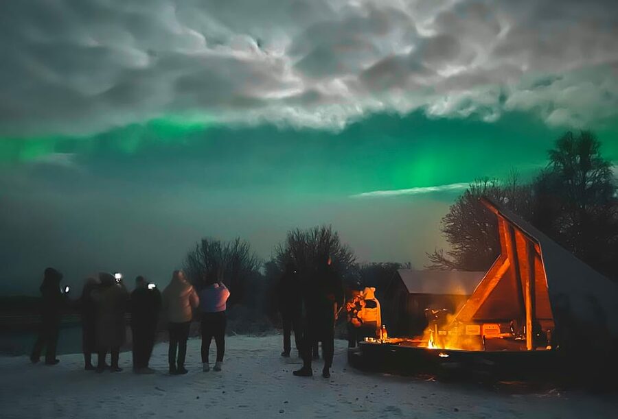 From Rovaniemi: Lapland Aurora Hunt with Barbeque - Three hours, with pickup from your accommodation