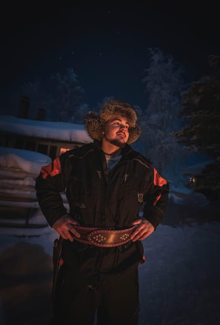 Ivalo: Lake Inari Northern Lights Tour w/ Reindeer & Dinner - The return takes about 30 minutes