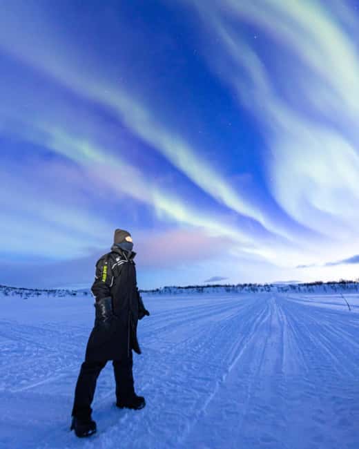 Kilpisjärvi: Northern Lights Snowmobile Tour with Photos - The thermal gear is useful, but pack your own layers