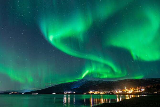 Kiruna Northern Lights Tour with Photographer - Chasing clear skies from Kiruna at 7 pm