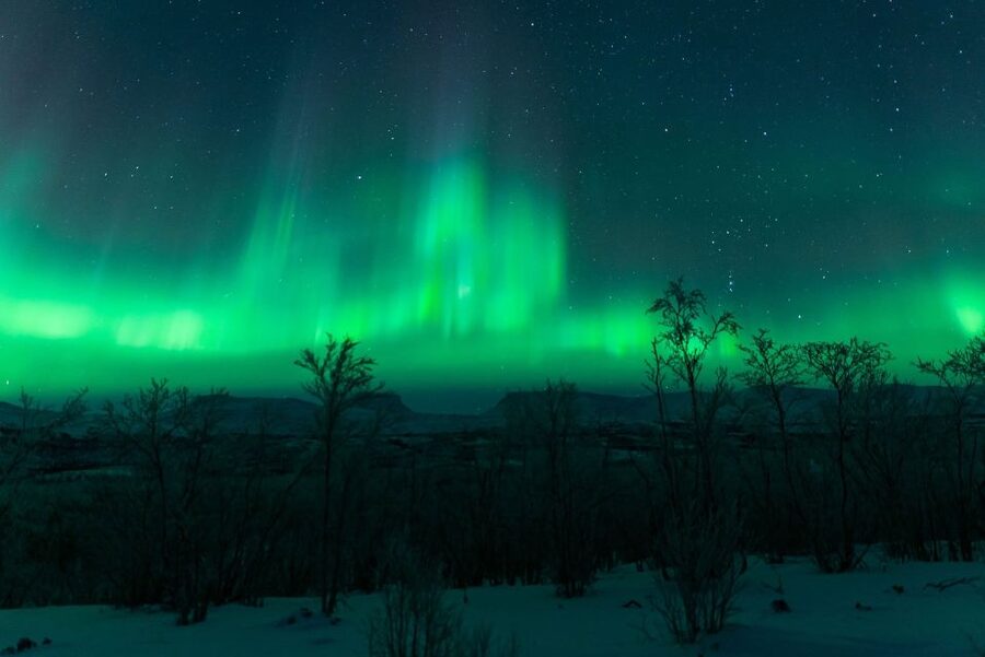 Kiruna: Northern Lights Tour with Photos - From Kiruna pickup to the first clear sky