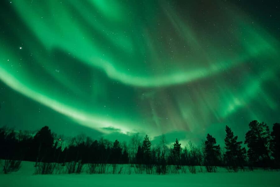 Kiruna: Sami-Inspired BBQ Dinner with Northern Lights Chase - Timing, pickups, and practical planning