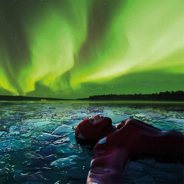 Levi: Ice Floating and Northern Lights Tour - Floating under the Lapland sky