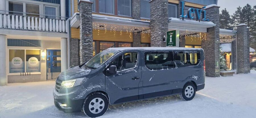 Levi: Northern Lights by Minivan with hot drinks and snacks - Key points to know before you book