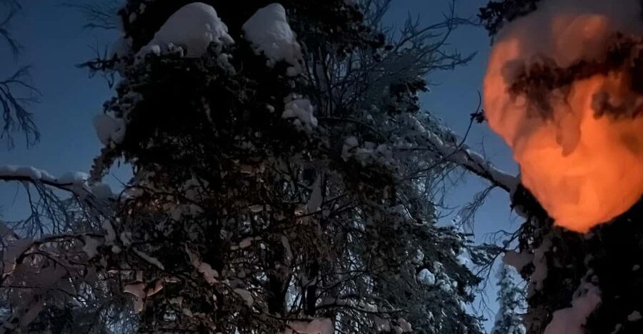 Levi: Northern Lights in Peace and Privacy - by Private Lake - What the $175 price includes