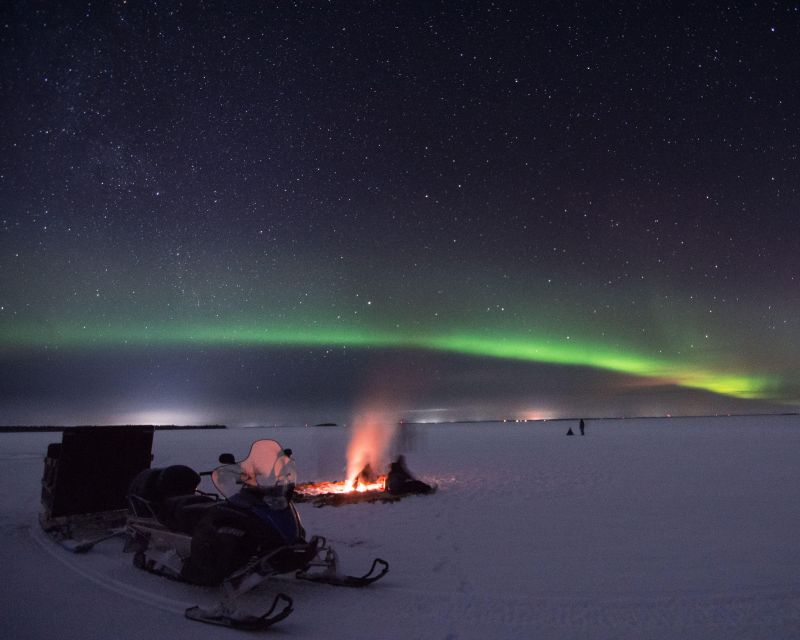 Luleå : Northern Lights Tour on a Snowmobile drawn Sled - Settling into the sled at Brändön Lodge