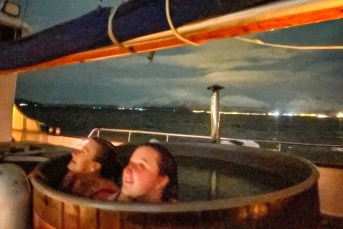 Luxury Northern Lights Yacht Cruise with Hot Tub from Tromsø - Who should book this Tromsø yacht cruise?