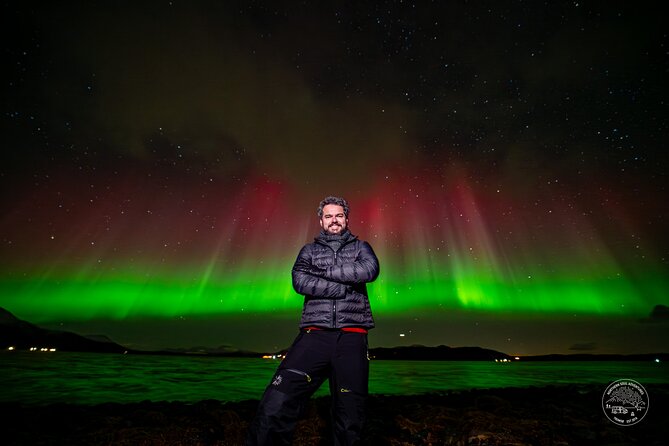 Minibus Northern Lights Chase with Photography from Tromsø - Guides, drivers, and the small-group feel