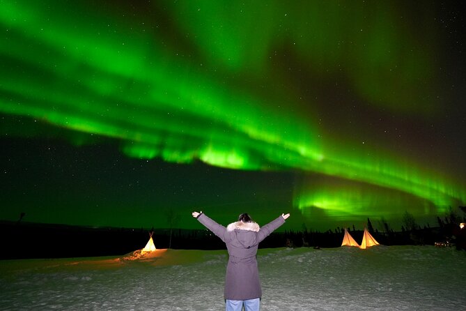 Mountaintop 360° Best Alaskan Cabin with Photography @Aurora Camp - Waiting for the lights at Murphy Dome
