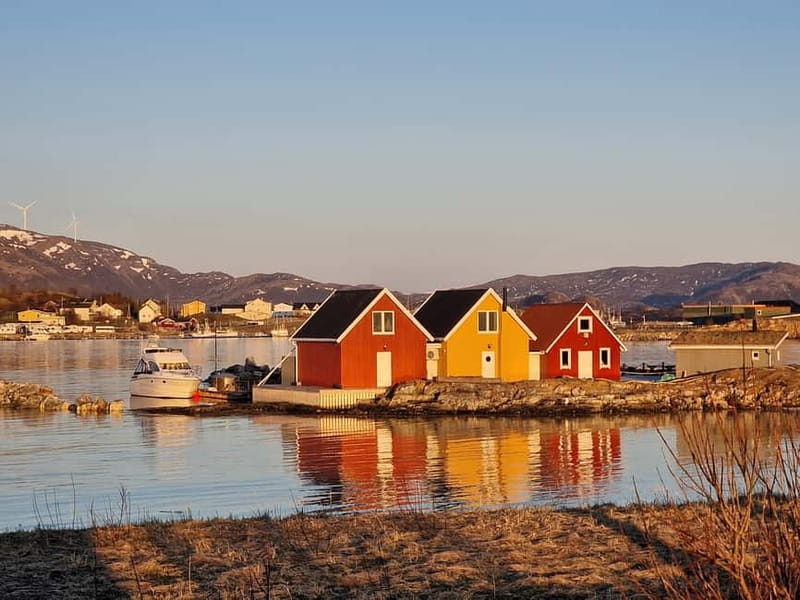 Northern Lights Adventure in Tromsø with Free Photos - Finding the third stop, not just the first
