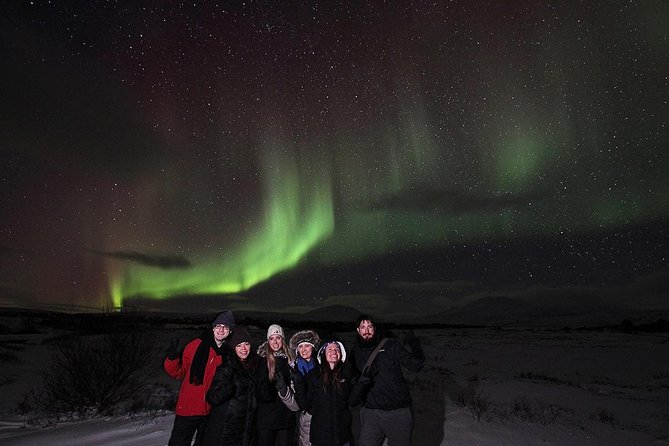 Northern Lights and Stargazing Small-Group Tour with Local Guide - Waiting under the stars instead of staring at an app