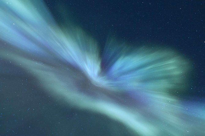 Northern Lights Big Bus Chase with Free Photos - Is $118.77 good value?