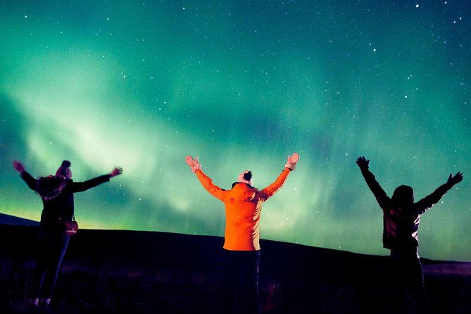 Northern Lights Bus Tour from Reykjavik with Hot Chocolate - Leaving Reykjavik for a darker sky