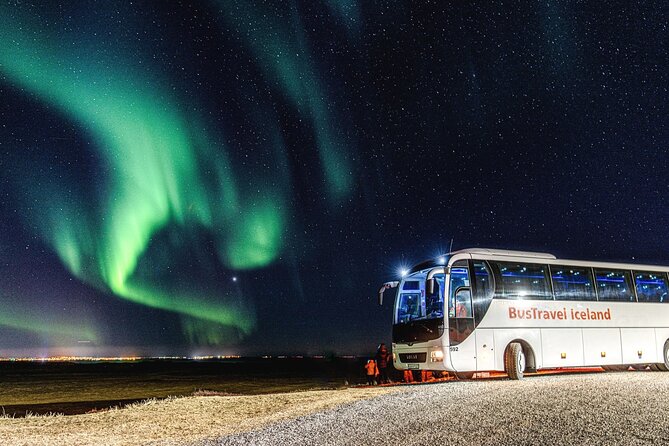 Northern Lights Bus Tour from Reykjavik with Hot Chocolate - Thingvellir National Park after dark