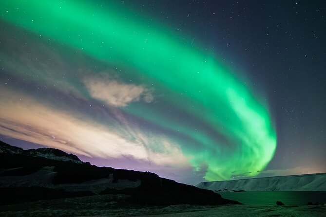 Northern Lights Minibus Tour with Hot Cocoa, Blankets & Photos - Is $106.44 good value?