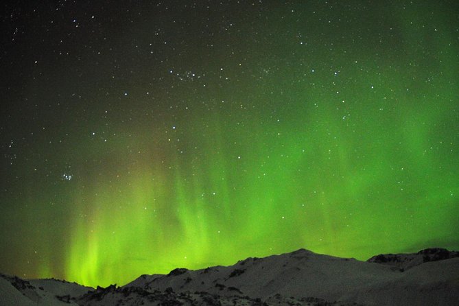 Northern Lights Minibus Tour with Hot Cocoa, Blankets & Photos - How the aurora hunt actually works