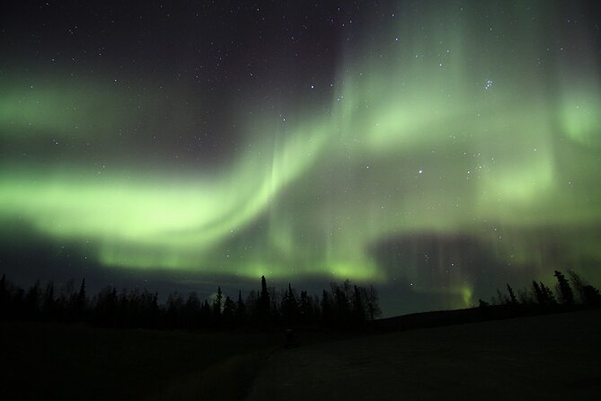Northern Lights Murphy Dome Viewing in Fairbanks - Hot drinks, van comfort, and the practical trade-offs