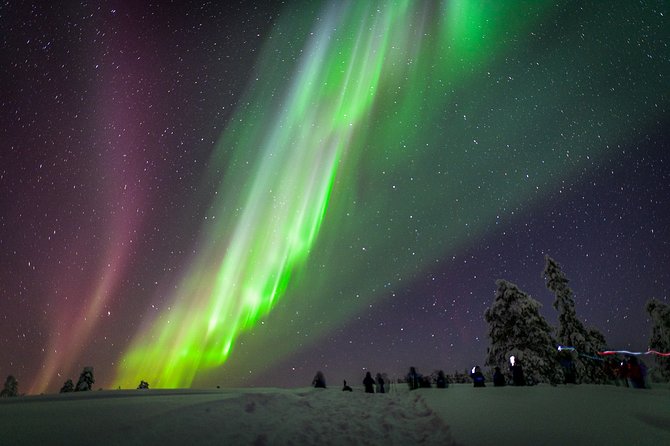 Northern Lights Photography Tour from Rovaniemi - The mountain setting and the night sky