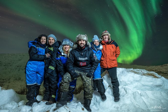 Northern Lights Private tour with your special ones - Greenlander - Campfire food, dinner, and the practical comforts