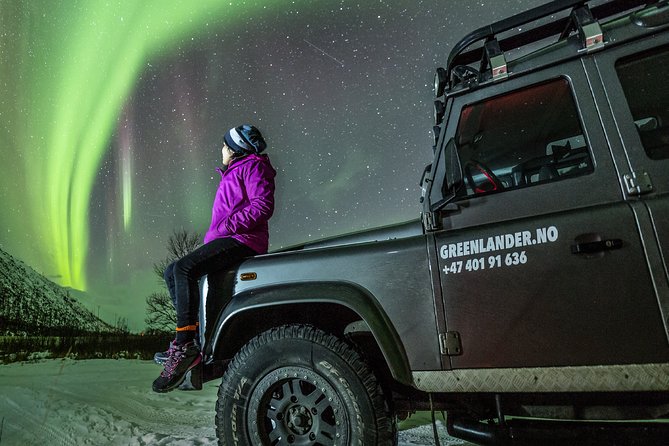 Northern Lights Private tour with your special ones - Greenlander - The 6 pm start and pickup in Tromsø