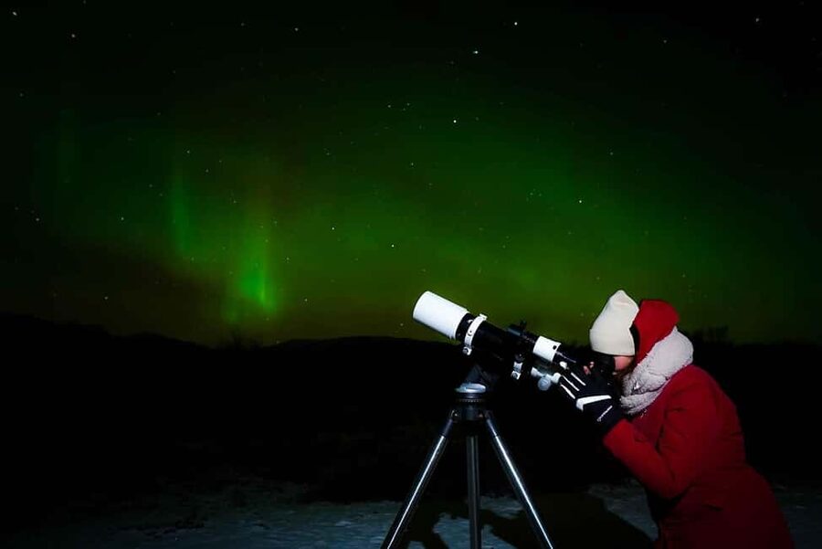 Northern Lights & Stargazing Jeep Tour - Telescope time while the sky stays dark