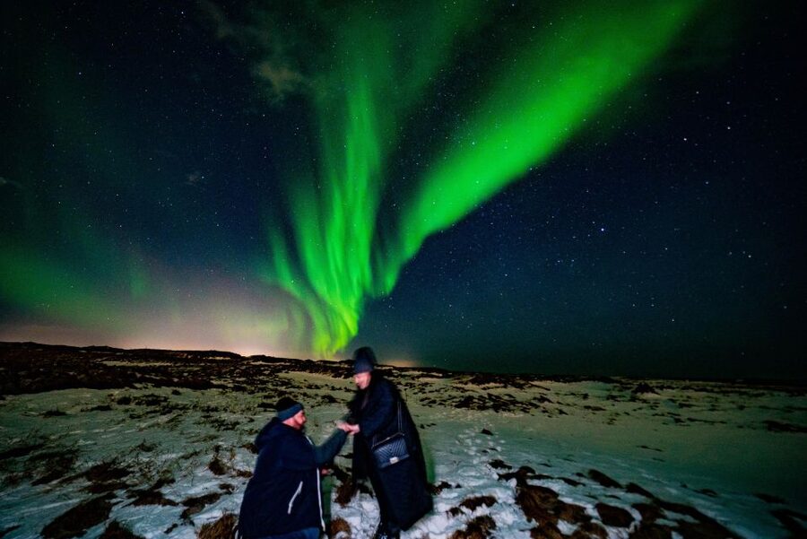 Northern Lights Tour From Reykjavik with Photography - A short 15-minute ride to the photo stop