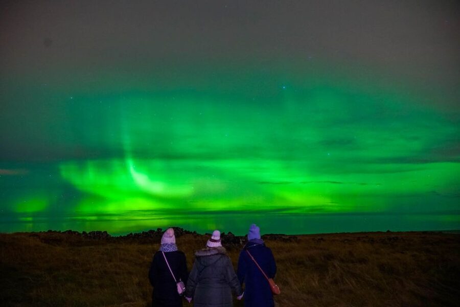 Northern Lights Tour From Reykjavik with Photography - Seventy-five minutes for Aurora watching and photos