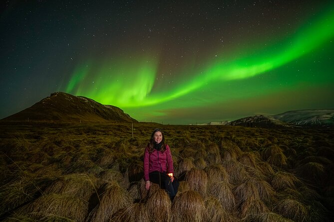Northern Lights Tour with Photos, Snacks, Warm Snowsuits, Chairs - Snacks that make the waiting easier