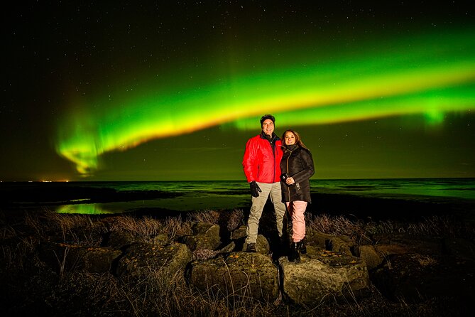 Northern Lights Tour with Photos, Snacks, Warm Snowsuits, Chairs - What the evening in the southern region feels like