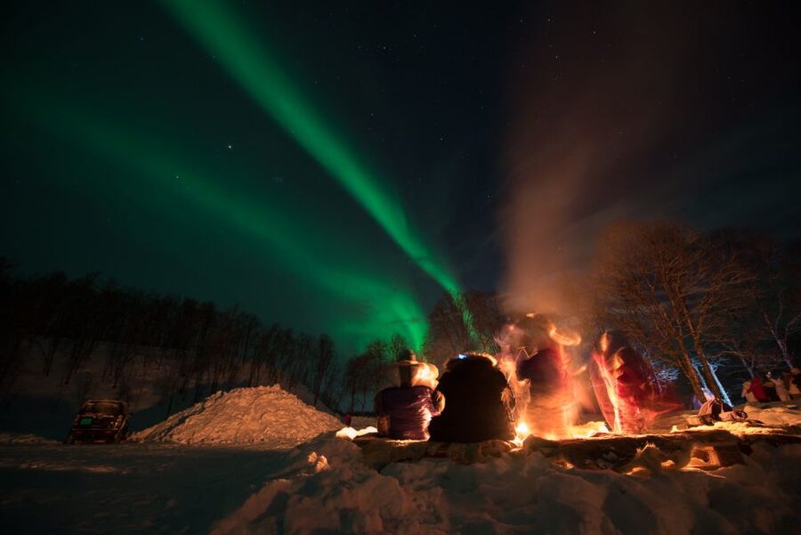 Northern lights Tromsø - small group tour with local guide - Key points to know before booking