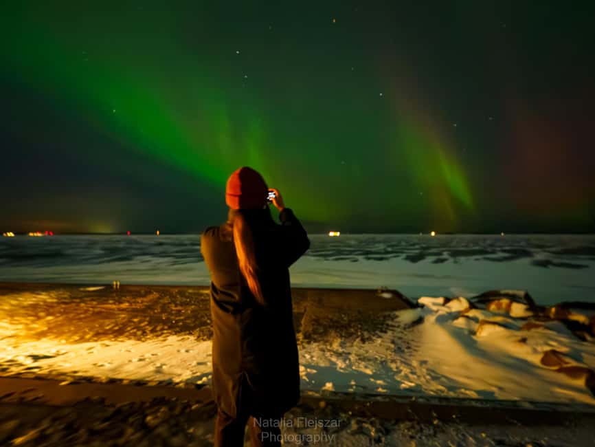 Oulu: Guided Night Walking Tour with Northern Lights Hunting - Returning through Toppila harbor