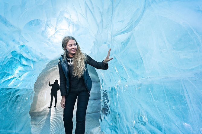 Perlan - Wonders of Iceland Experience - The observation deck is more than a final photo stop