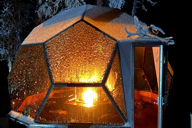 PRIVATE Glass Igloo Dinner Under Northern Lights - A fire-lit dinner beyond Rovaniemi