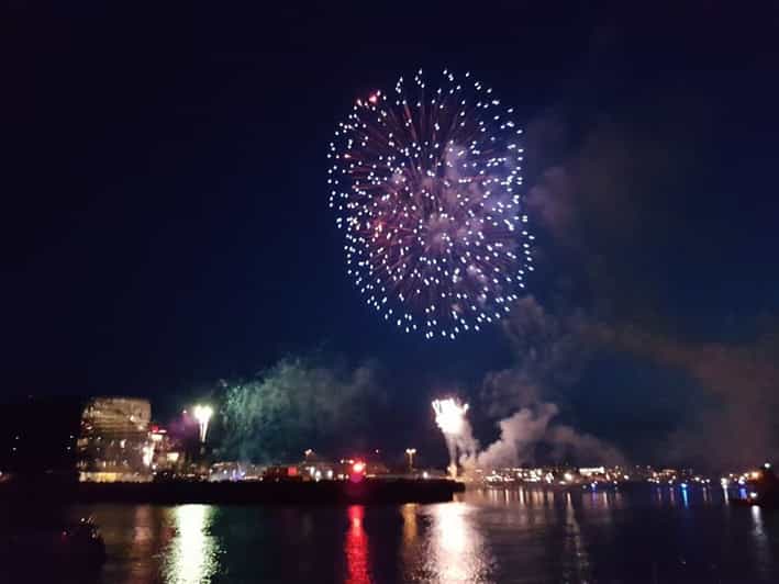 Reykjavík: New Year's Eve Northern Lights Yacht Cruise - Why this New Year’s cruise is different