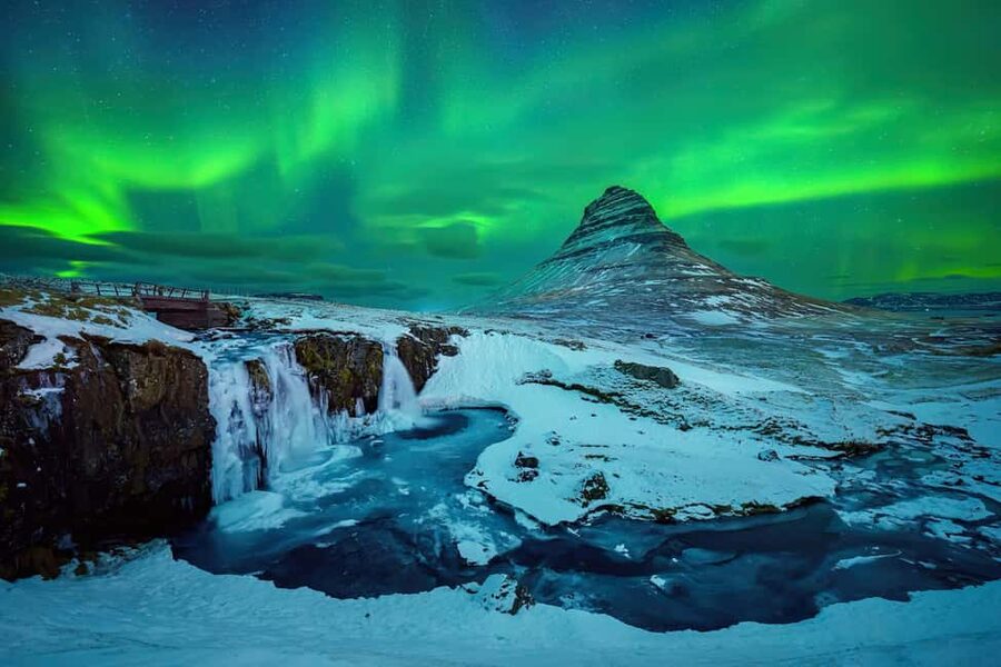 Reykjavik: Northern Lights Tour with Chinese Guide冰岛雷市中文极光团 - Who will like this outing most