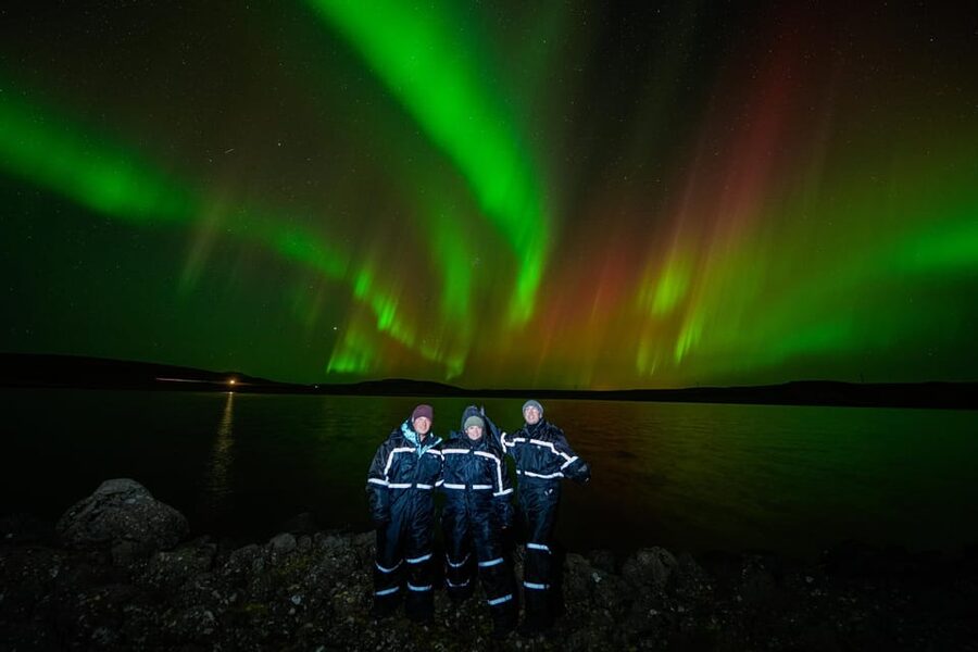 Reykjavik: Northern Lights Tour with Private Photographer - Key points to know before you book
